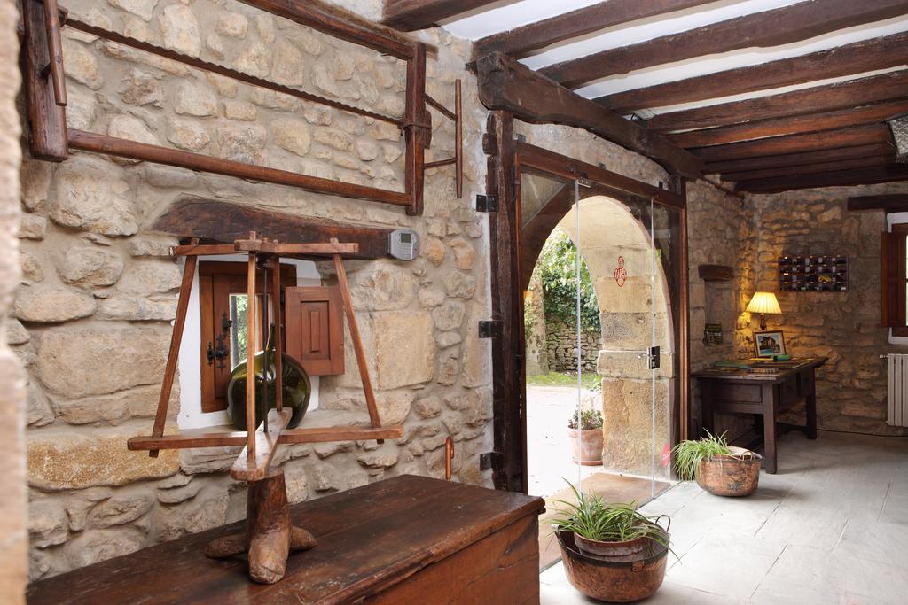 Posada La Torre De La Quintana Liendo Ngoại thất bức ảnh